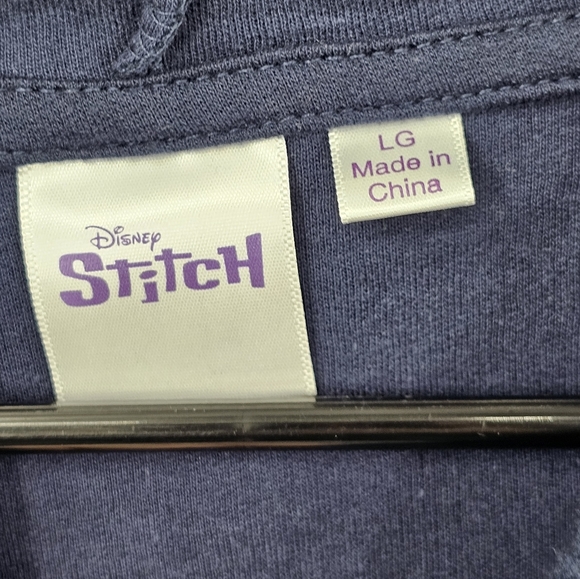 Disney Stich Blue Fuzzy Sweatshirt NWT Size Large - Picture 2 of 7